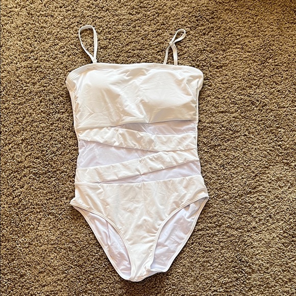 Holipick White One-Piece Swimsuit with removable and adjustable straps. Large - Picture 2 of 9